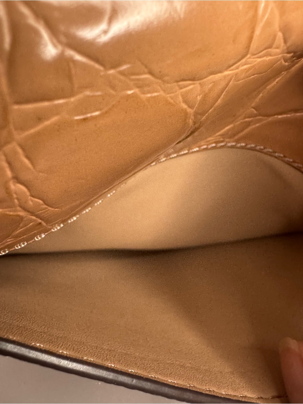 #311 Tory Burch McGraw Embossed Leather & Suede Crossbody Bag - Picture 5 of 16